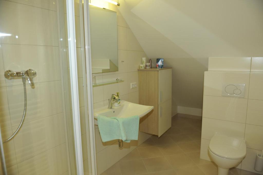 Villa Gut Neusess Mauterndorf  Habitación foto
