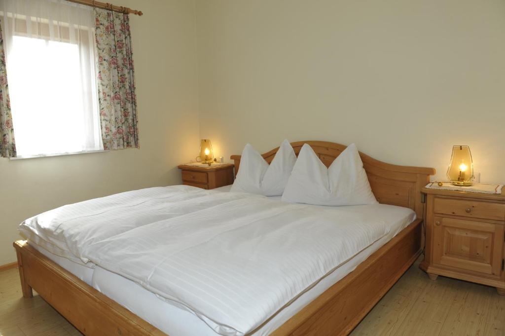 Villa Gut Neusess Mauterndorf  Habitación foto